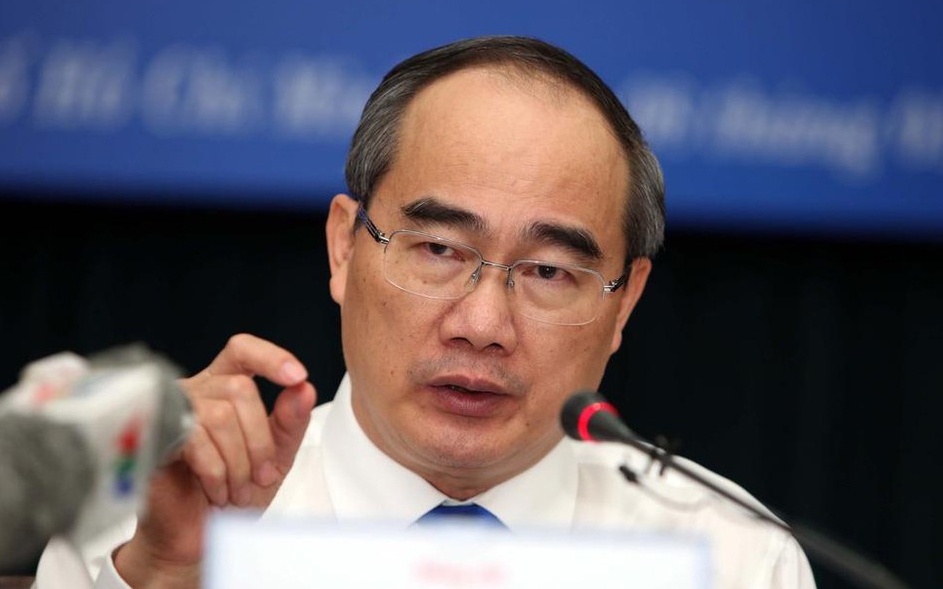 Nhung phat ngon an tuong tren nghi truong Quoc hoi hinh anh