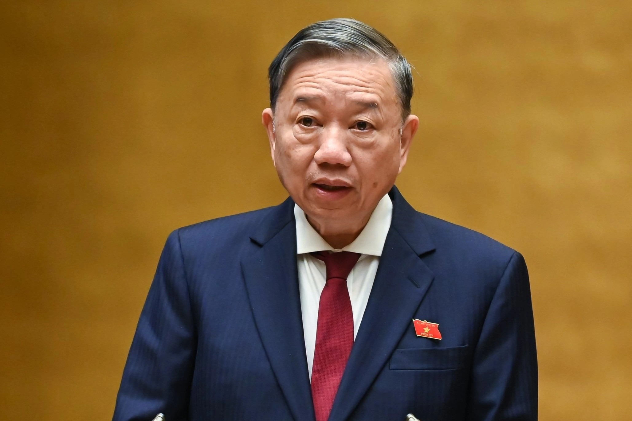 Bo truong Cong an: Tien thu dau gia bien so dep nop het vao ngan sach hinh anh