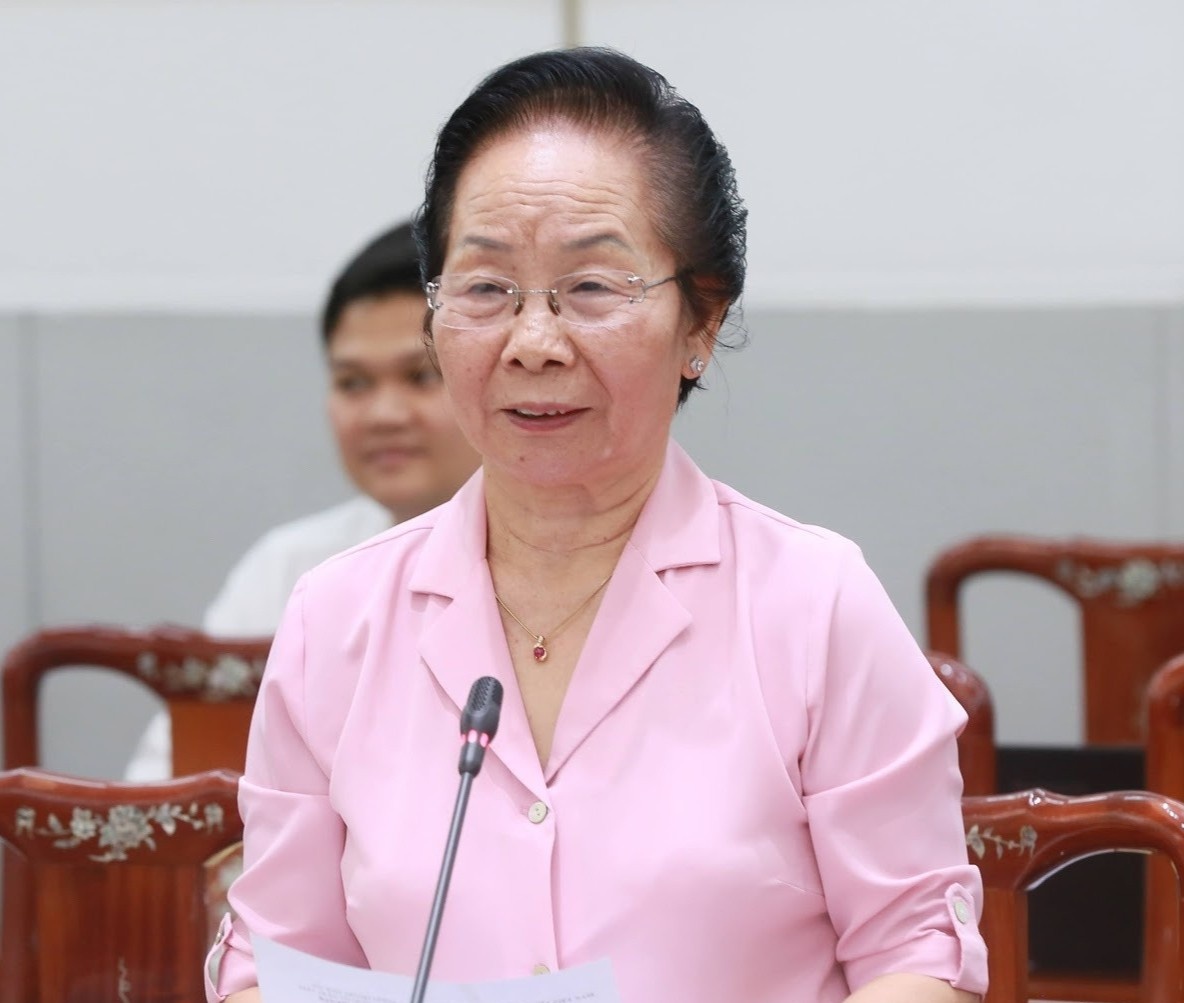 Con tinh trang tien ho tro Covid-19 khong den dung dia chi hinh anh