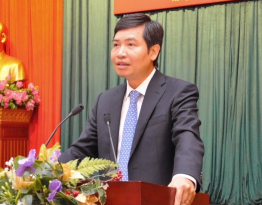 Ong Ta Anh Tuan lam Thu truong Bo Tai chinh hinh anh