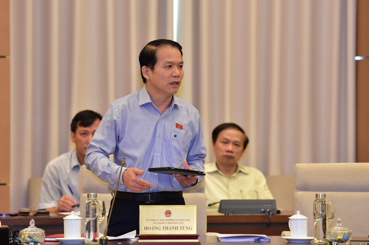 lum xum trong cac cuoc thi sac dep anh 2