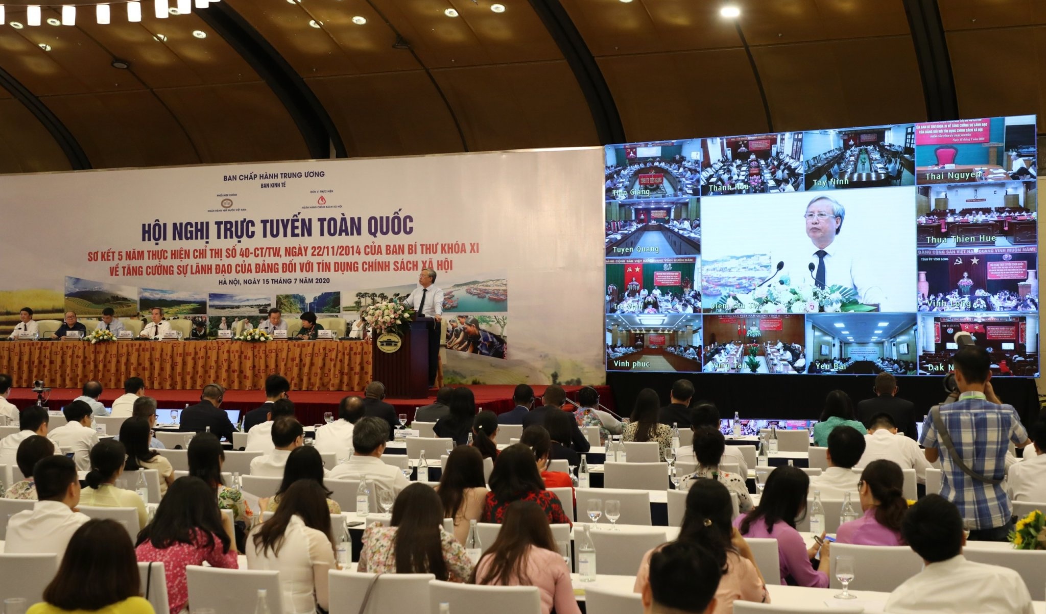 Viet Nam thanh hinh mau ve quoc gia giam ngheo anh 3