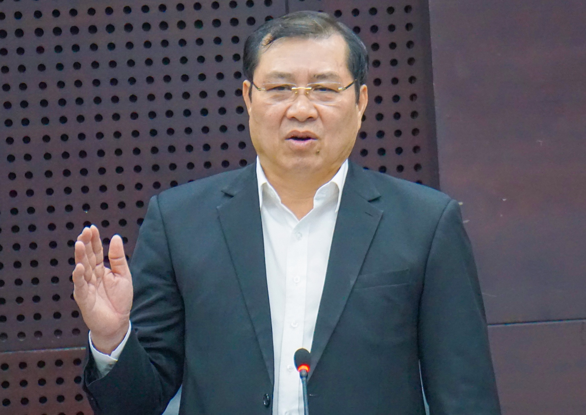 khong co chuyen nguoi dan thao chay tai Da Nang anh 2