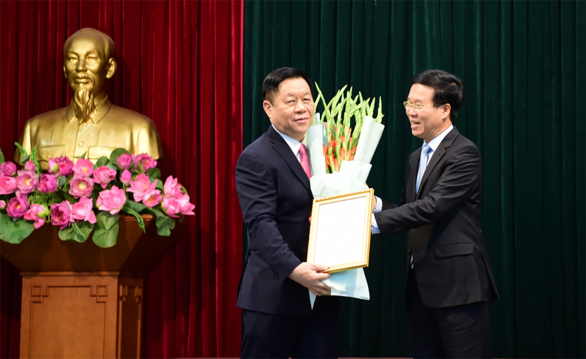 thuong tuong Nguyen Trong Nghia lam Truong ban Tuyen giao Trung uong anh 1