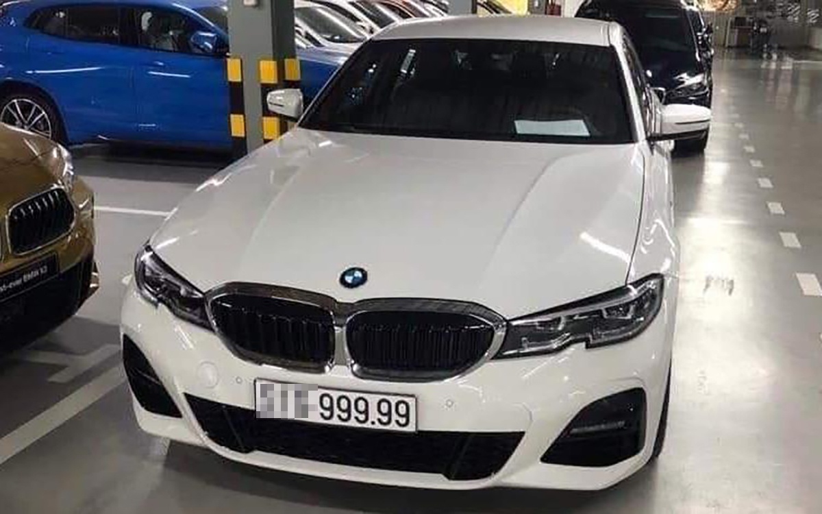 Dich vu cong thu 1.000 - dan ngoi nha dang ky bien so oto hinh anh