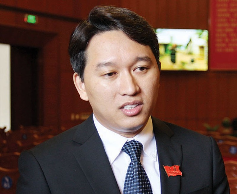 Tieu su ong Nguyen Hai Ninh, tan Bi thu Tinh uy 7X cua Khanh Hoa hinh anh