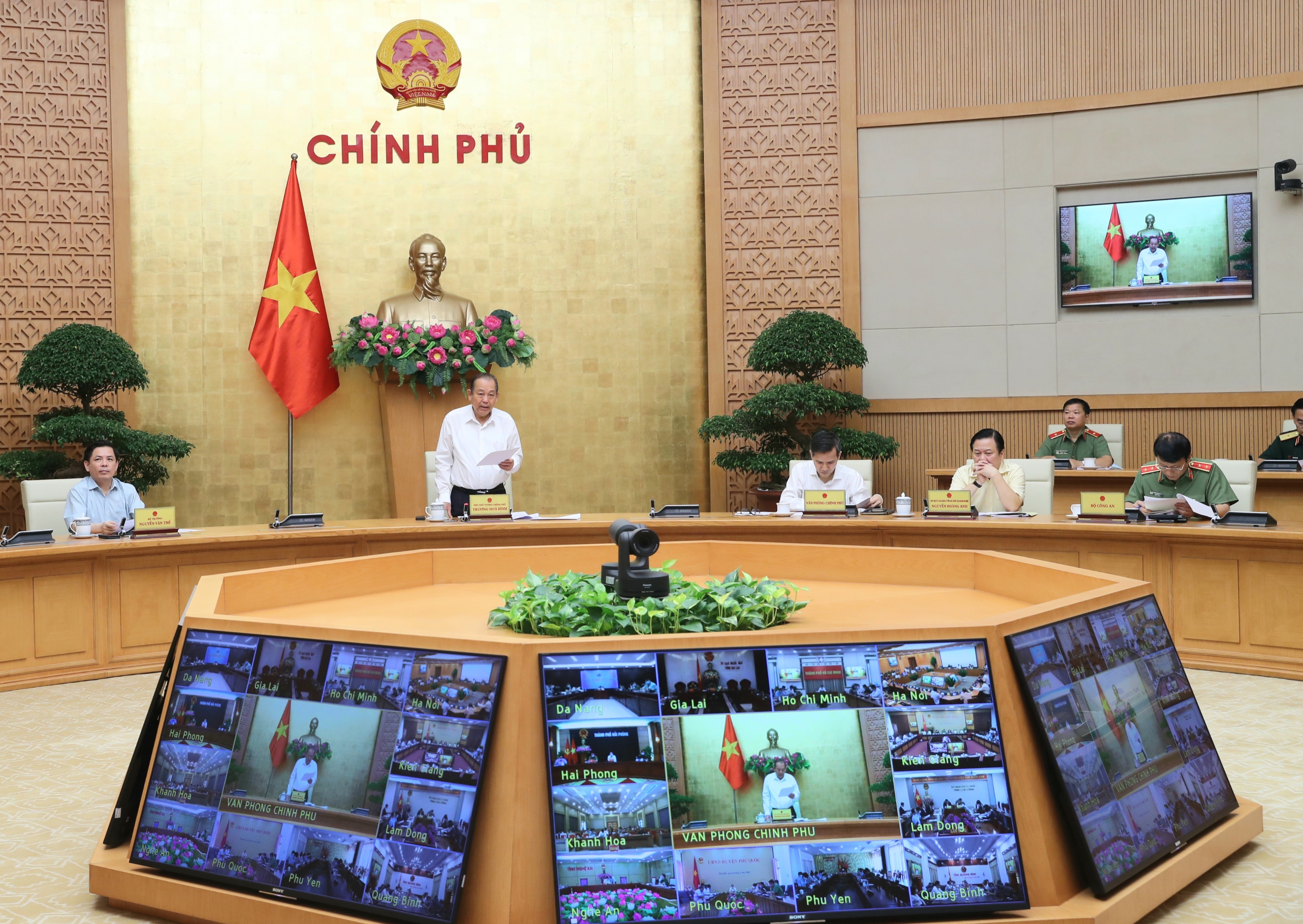 xay dung luc luong an ninh tren khong anh 2