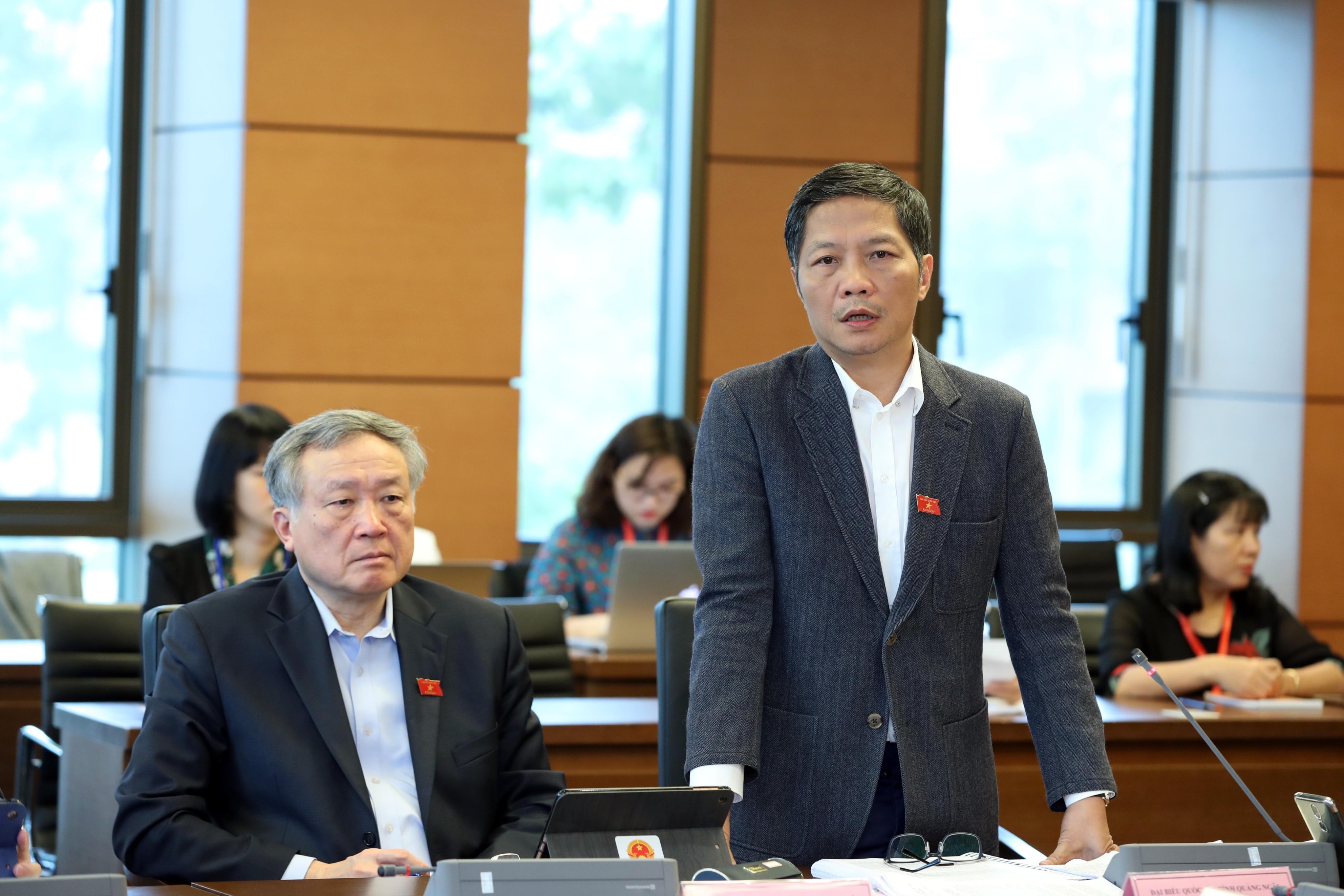 nguyen nhan gay sat lo dat o mien Trung anh 1