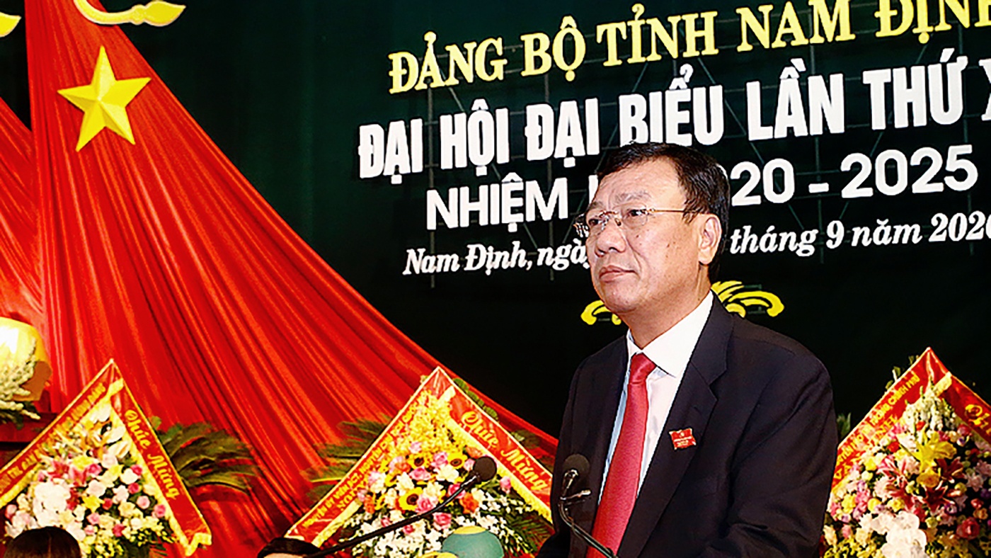 tieu su Bi thu Nam Dinh anh 1