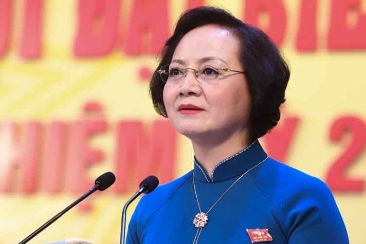 Nguyen Bi thu Yen Bai lam Pho ban To chuc Trung uong hinh anh