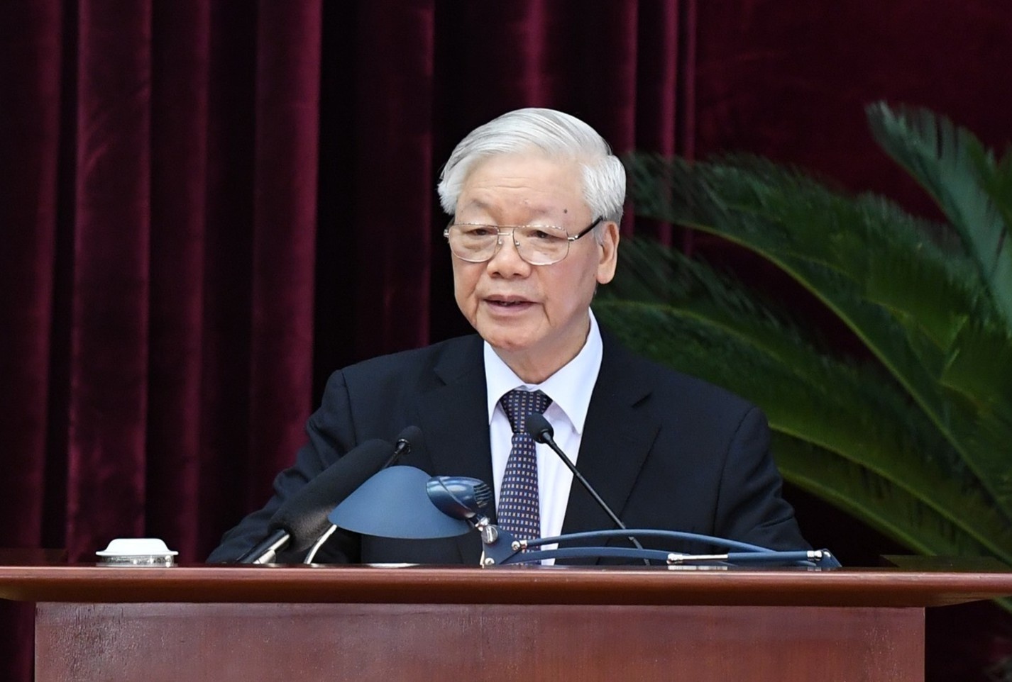 Tong bi thu,  Chu tich nuoc Nguyen Phu Trong be mac Hoi nghi Trung uong 13 anh 2