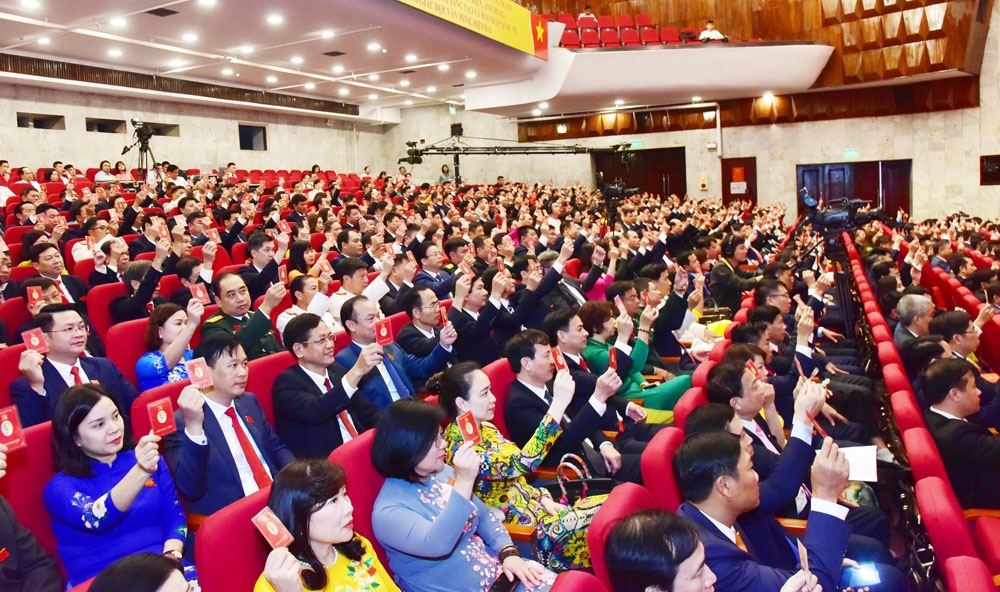 Tong bi thu, Chu tich nuoc du khai mac Dai hoi Dang bo TP Ha Noi hinh anh