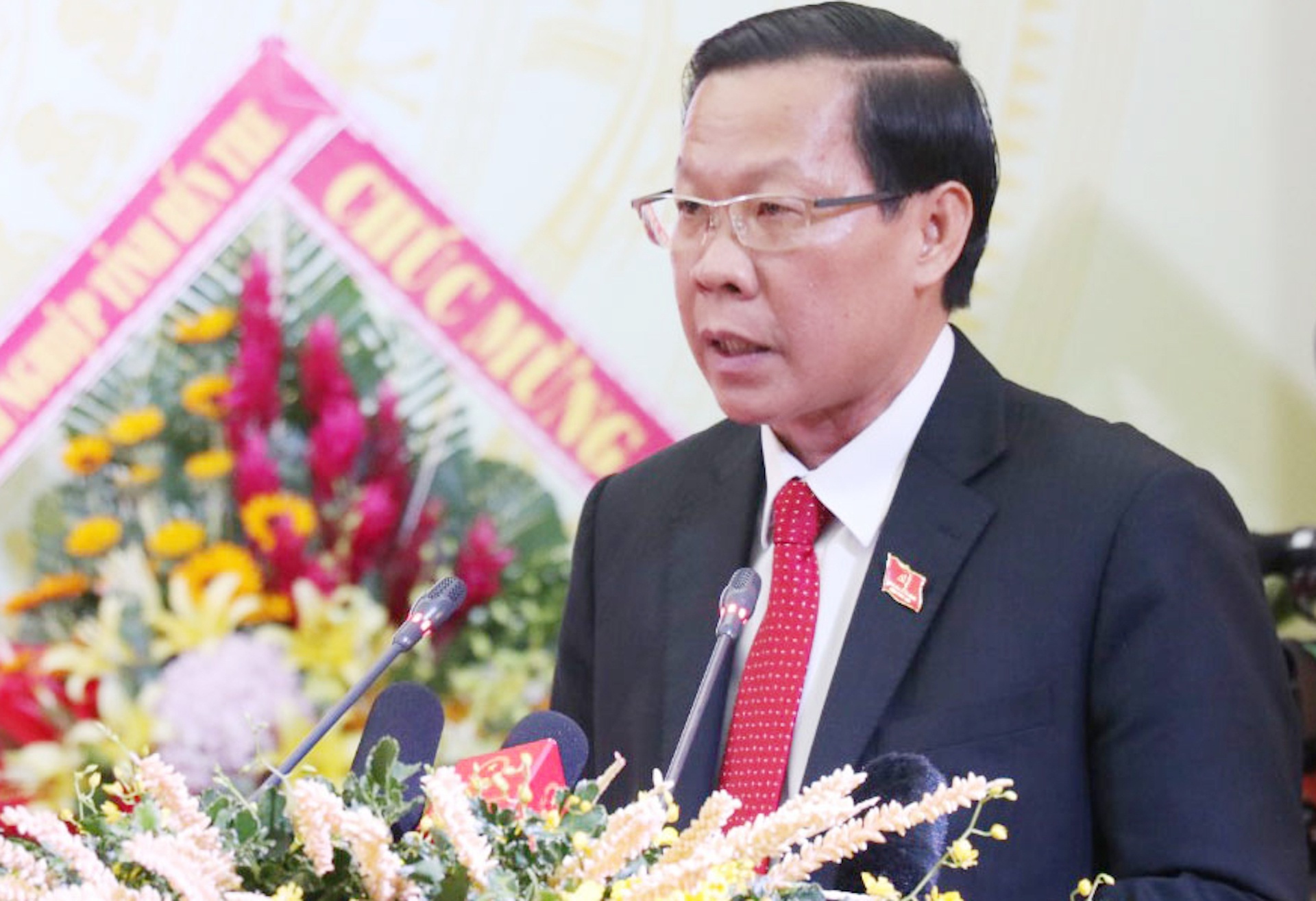 tieu su Bi thu Ben Tre Phan Van Mai anh 1