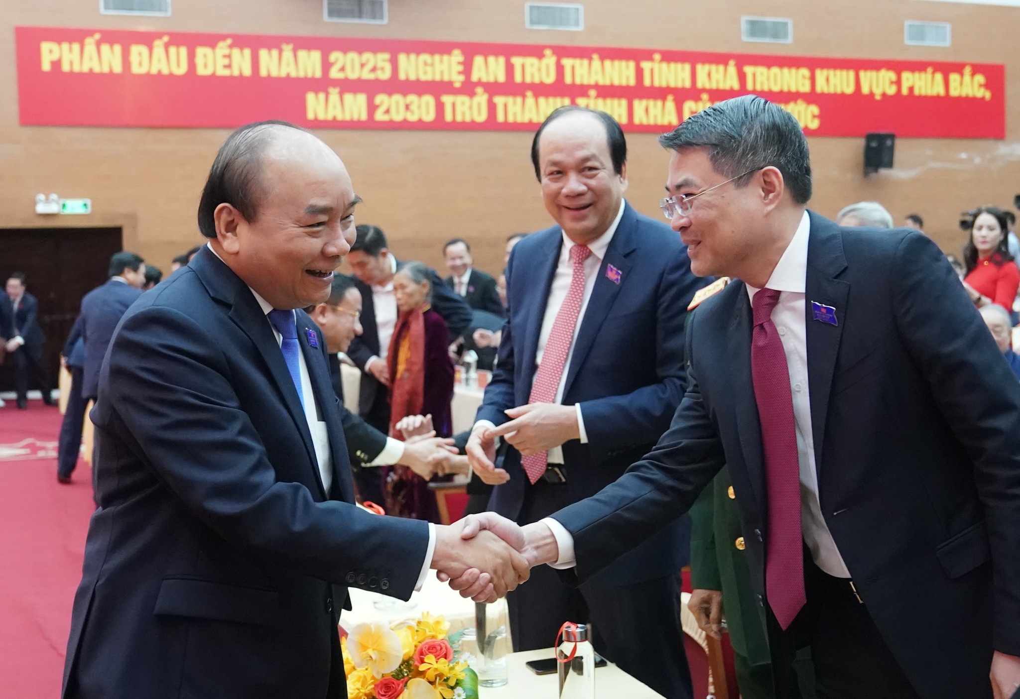 Thu tuong: Nghe An can tao cho duoc 'ky tich song Lam' hinh anh