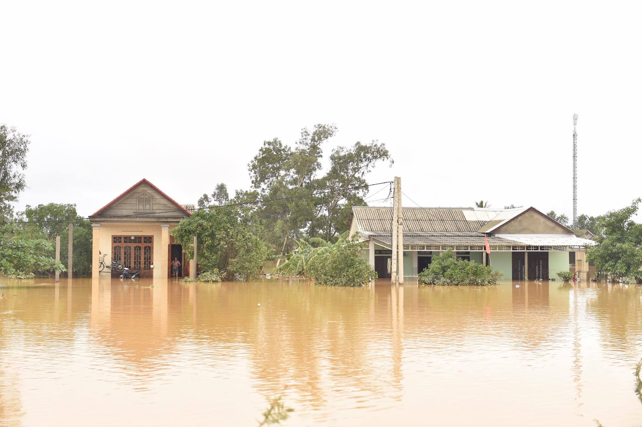 Bo truong Nong nghiep noi ve 'tran mua lu lich su chua tung xay ra' hinh anh