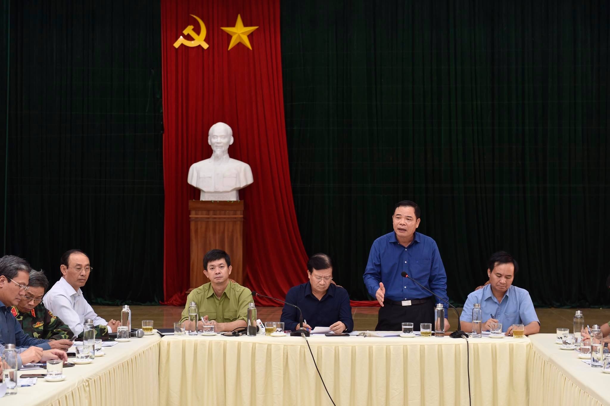 mua lu lich su o Hue,  Quang Tri anh 1