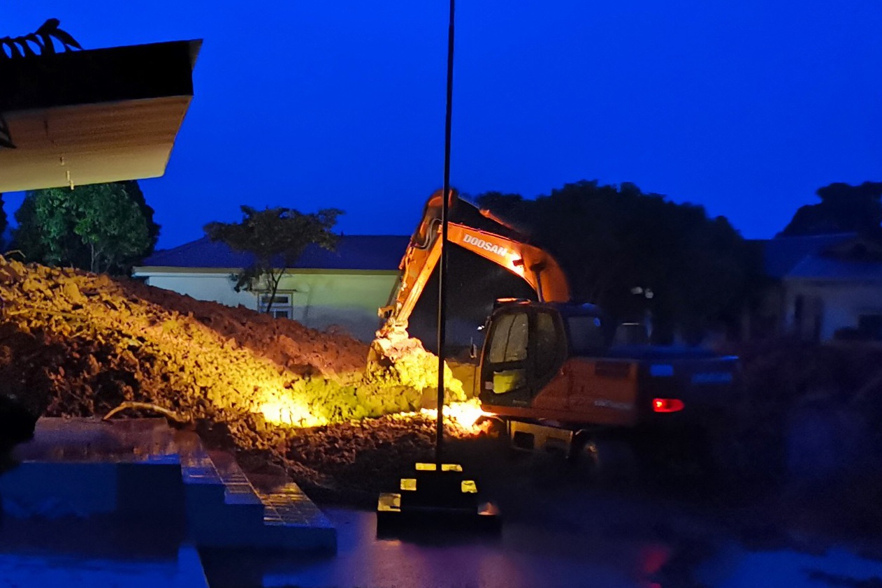 tìm thấy thi thể đầu tiên vụ 22 chiến sĩ bị vùi lấp ở Quảng Trị ảnh 2 tim thay thi the dau tien vu 22 chien si bi vui lap o Quang Tri anh 2