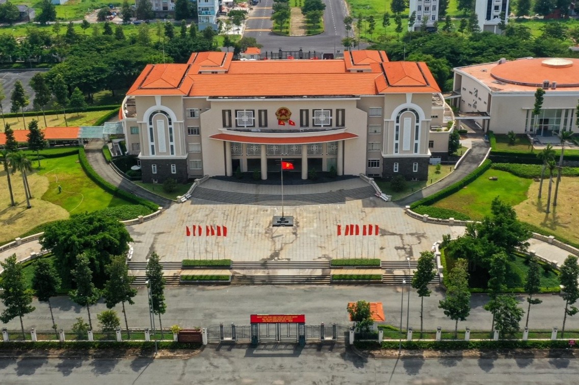 Vi sao TP.HCM xin to chuc chinh quyen do thi khong qua thi diem? hinh anh