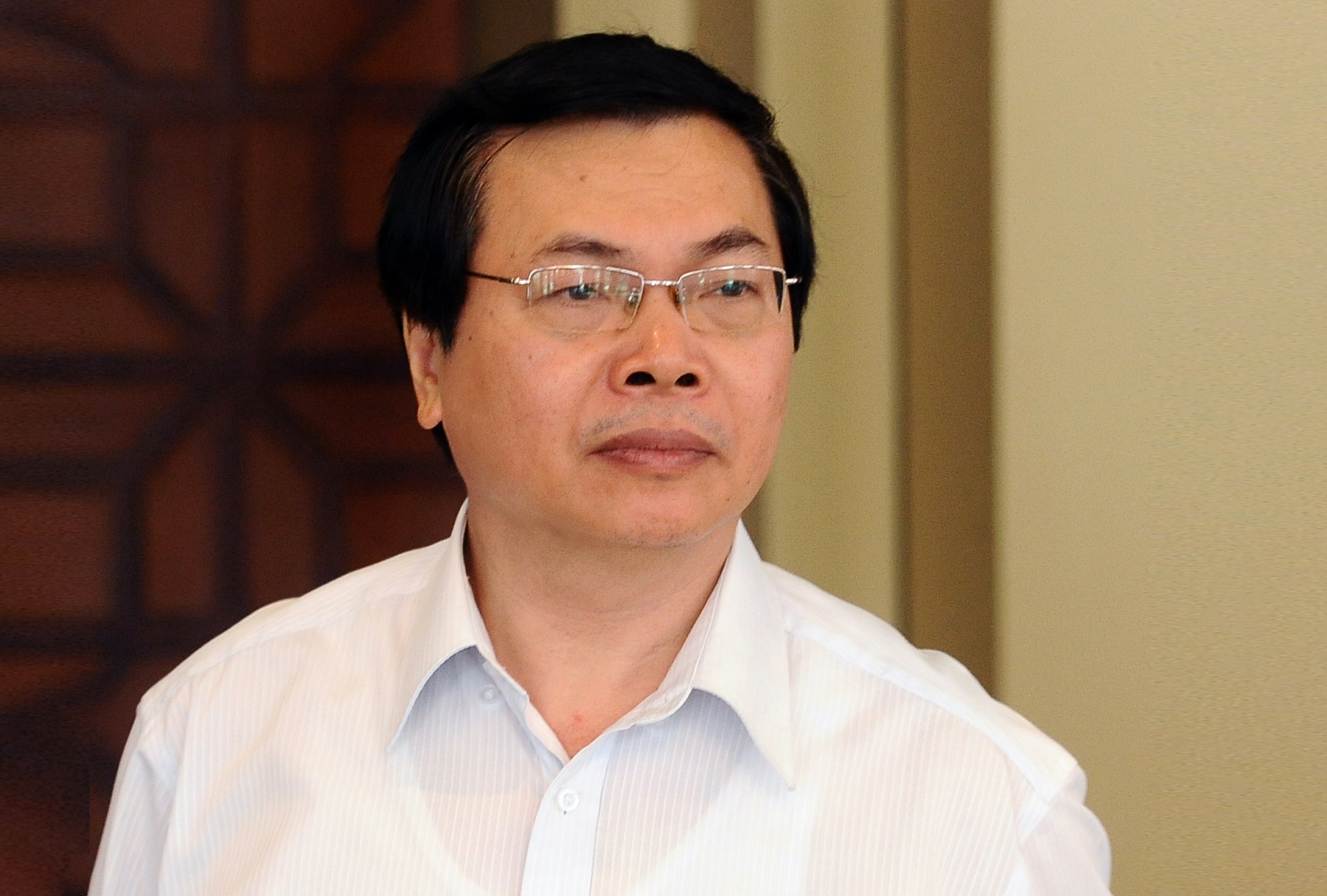 Ong Vu Huy Hoang chua bi xu ly ky luat vi dang mac benh hiem ngheo hinh anh