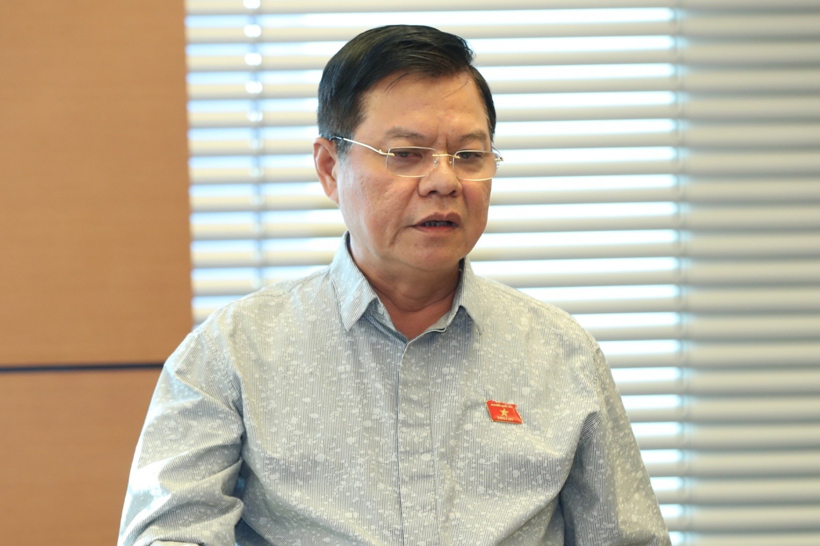 Hang chuc nghin cong an ban chuyen trach xin nghi viec hinh anh