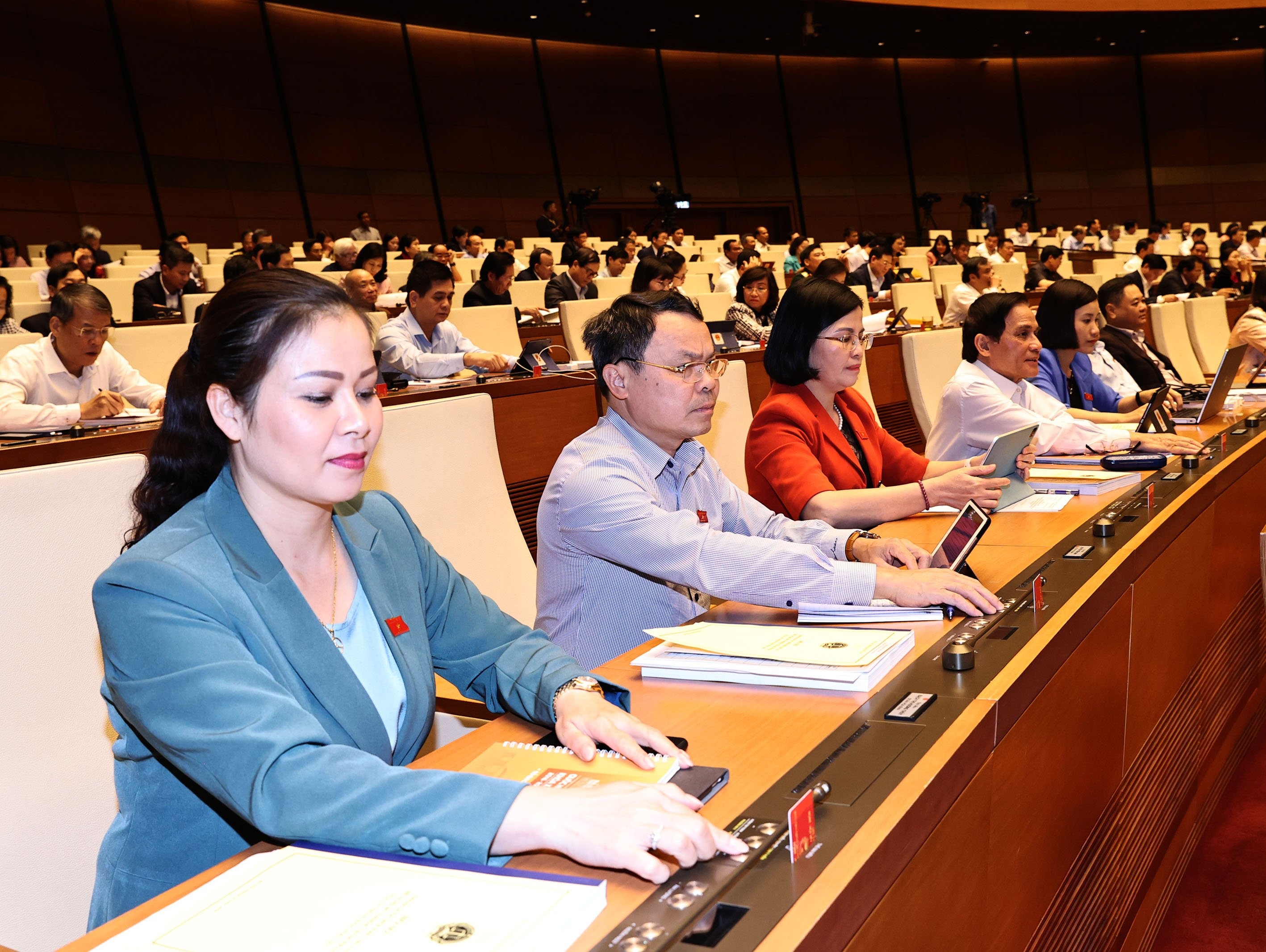 23/5/2021 la ngay bau cu dai bieu Quoc hoi, dai bieu HDND khoa moi hinh anh