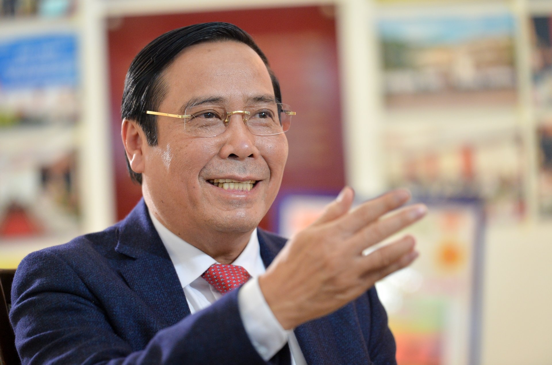 Ban Chap hanh Trung uong khoa XIII gom 200 nguoi hinh anh