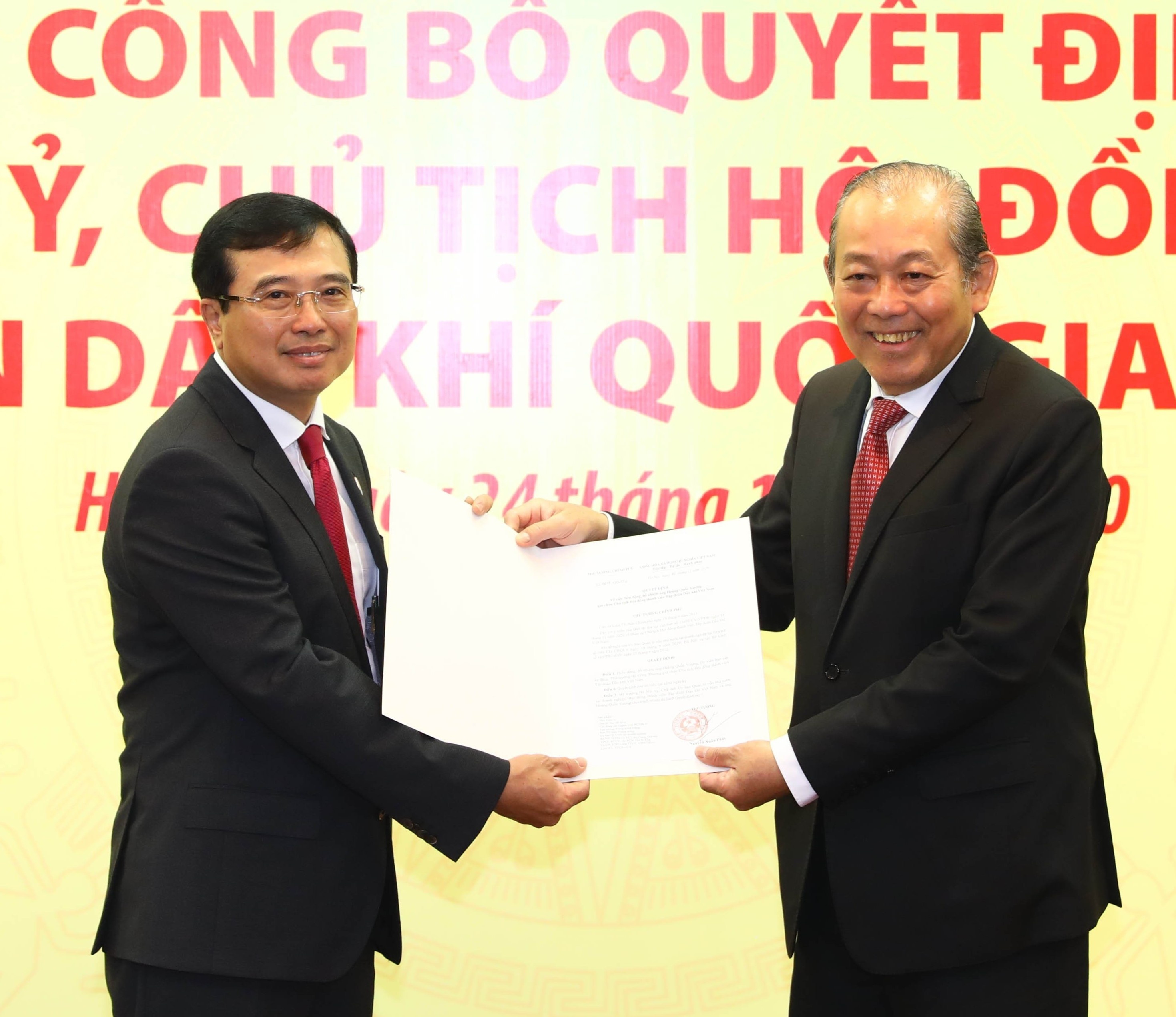 Chinh phu giao nhiem vu cho tan Chu tich Tap doan Dau khi hinh anh