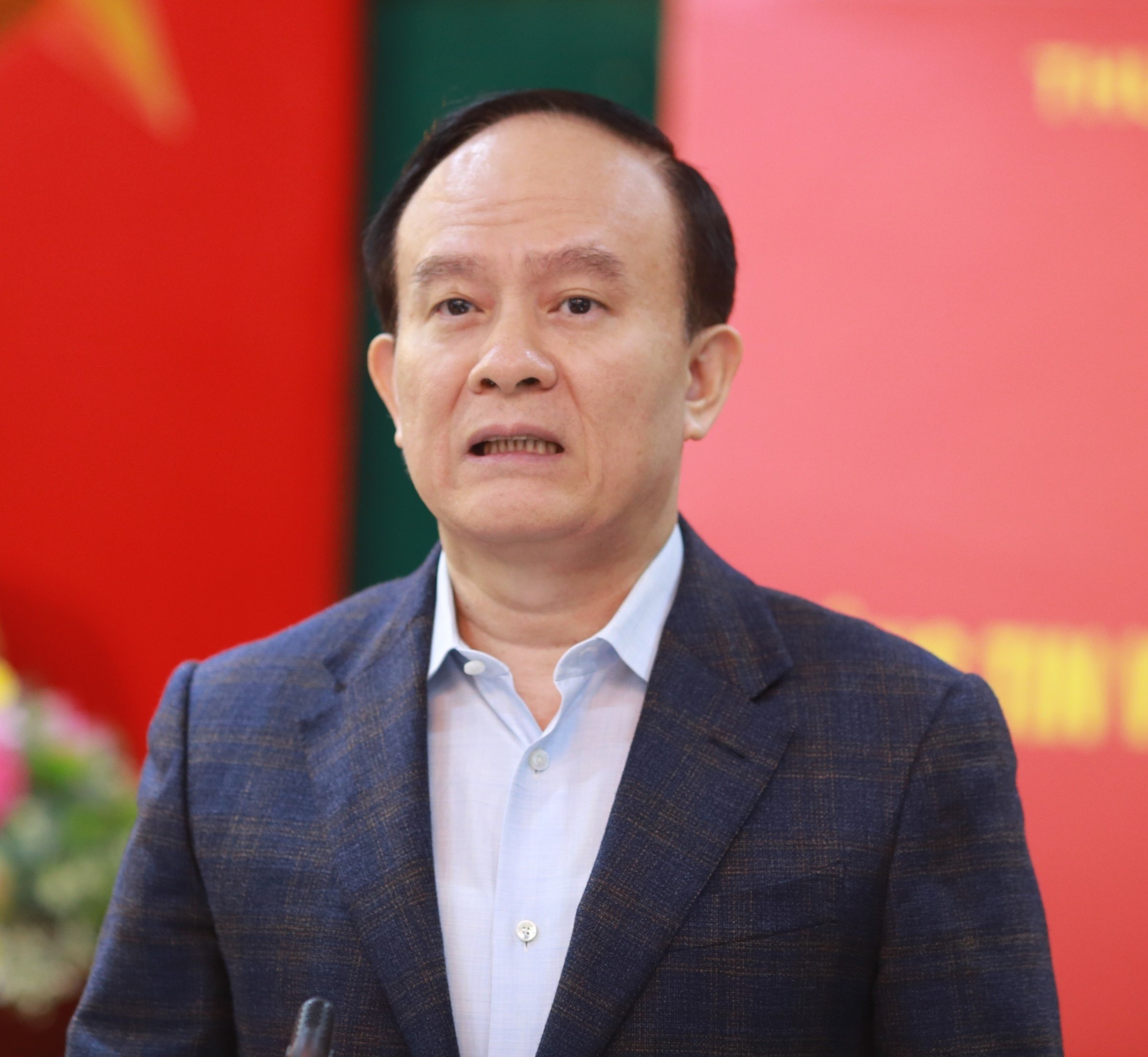 Ong Nguyen Ngoc Tuan duoc gioi thieu de bau lam Chu tich HDND Ha Noi hinh anh