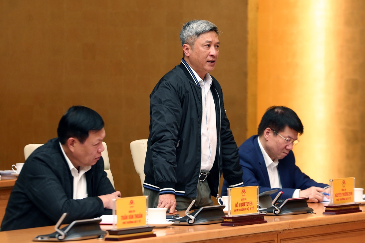 giam sat phong,  chong dich Covid-19 tren chuyen bay giai cuu anh 1