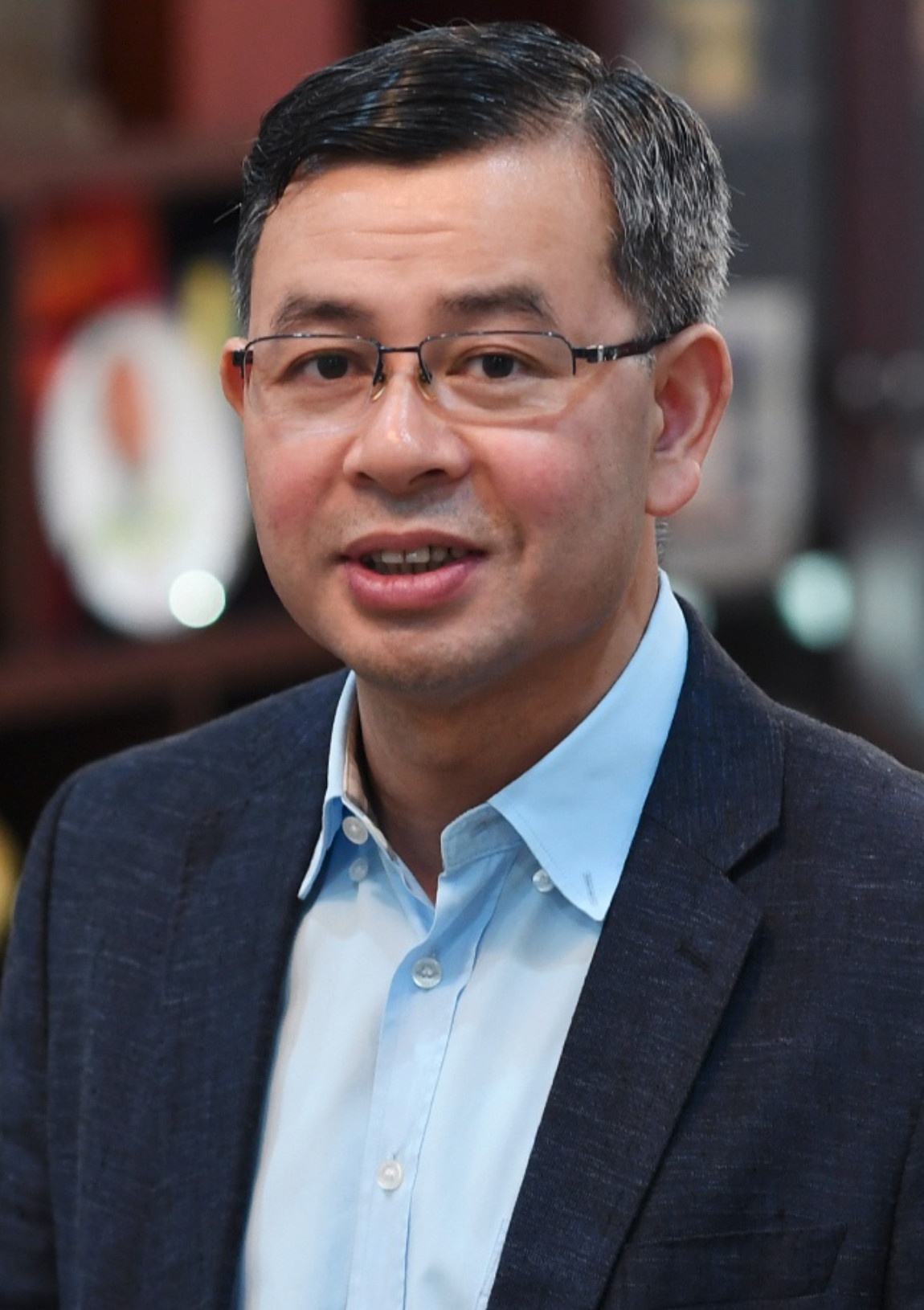 Bí thư Hòa Bình: 'Về địa phương chỉ để nhả tơ, không vướng quan hệ'