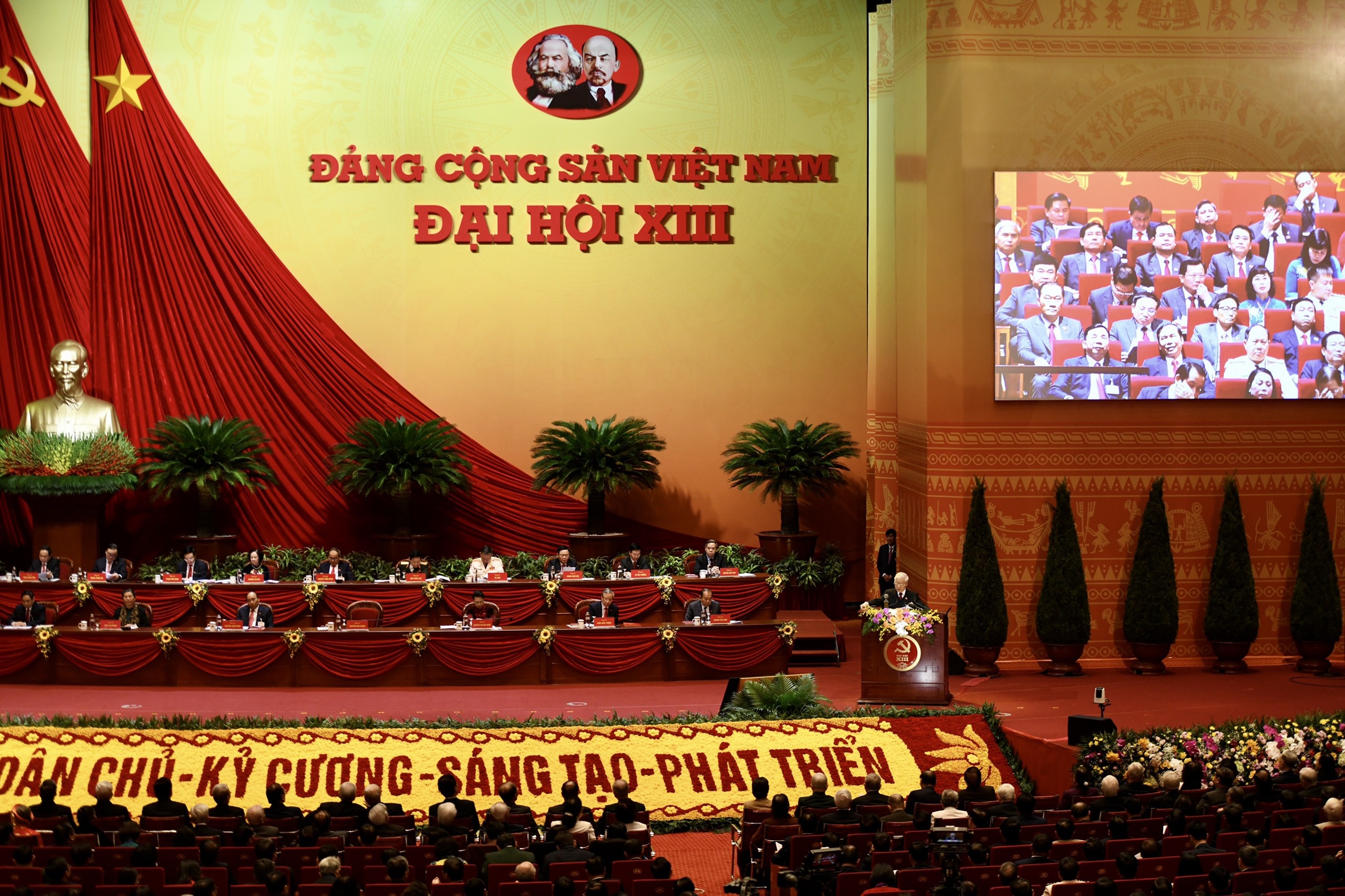 ky vong cua dai bieu vao quyet sach Dai hoi XIII anh 1