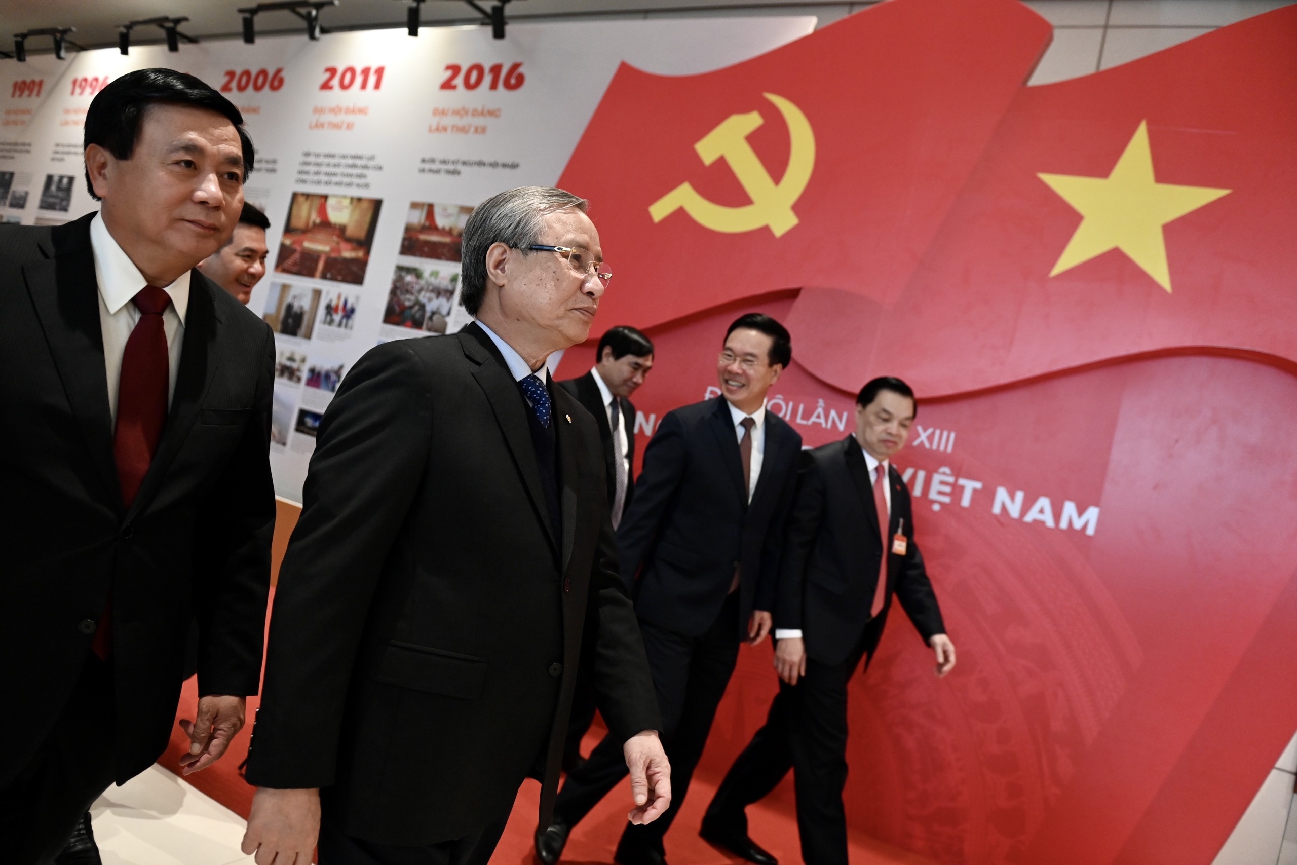 Hop bao truoc Dai hoi Dang XIII anh 2