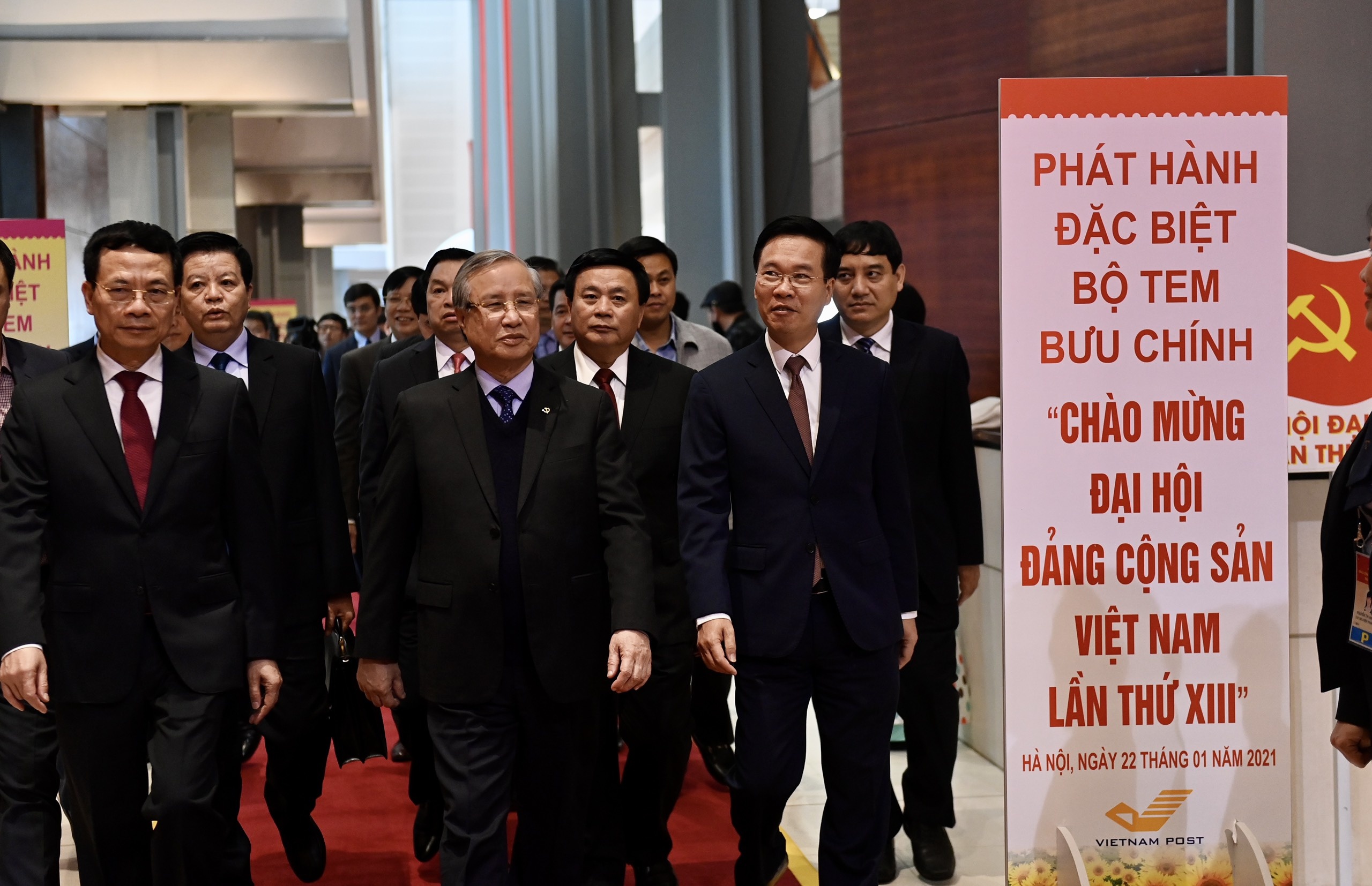 Hop bao truoc Dai hoi Dang XIII anh 1