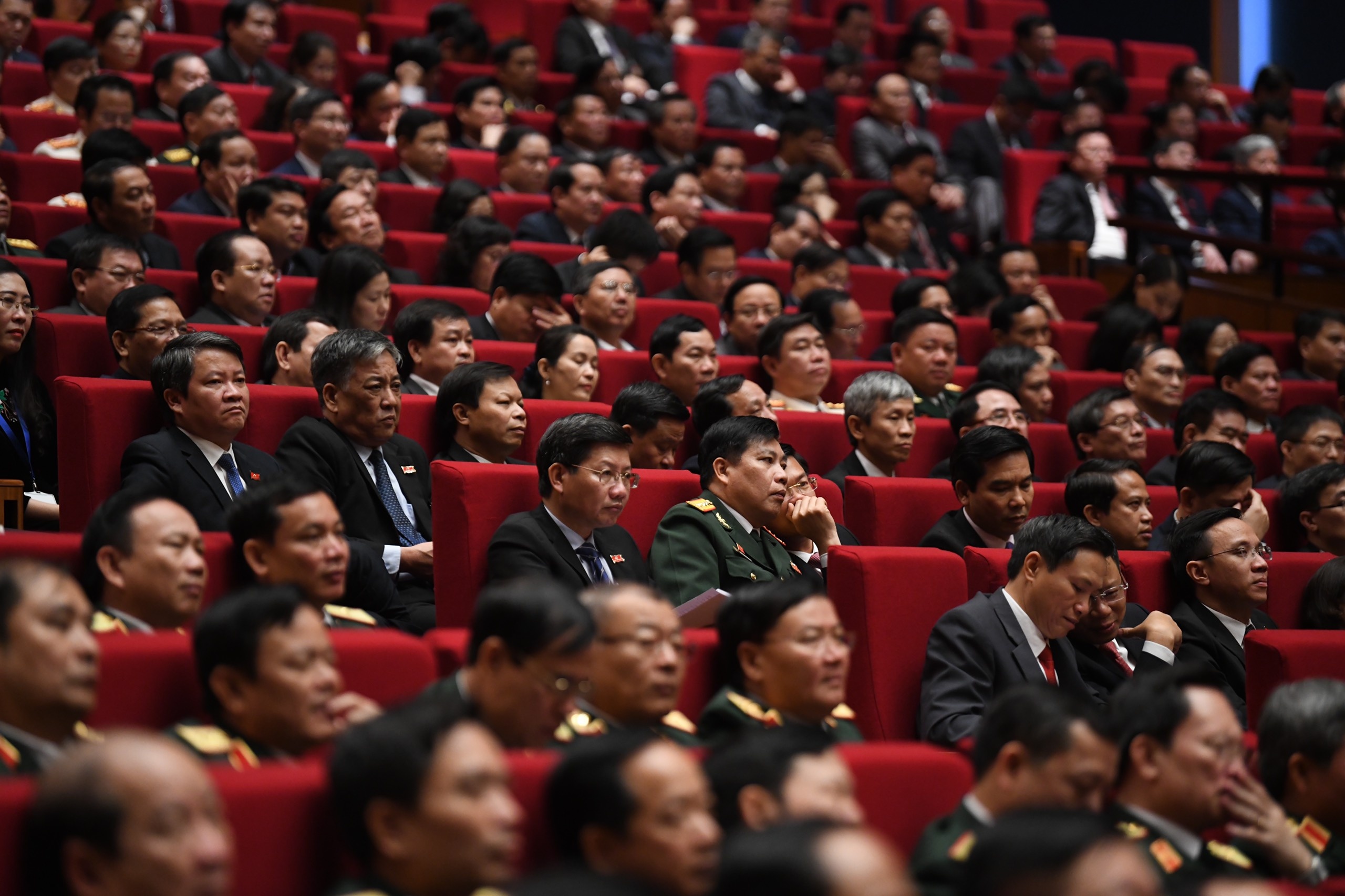 bo phieu bau Uy vien Trung uong khoa XIII anh 2