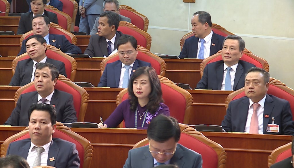 Ban Chap hanh Trung uong khoa moi ra mat, be mac Dai hoi XIII hinh anh