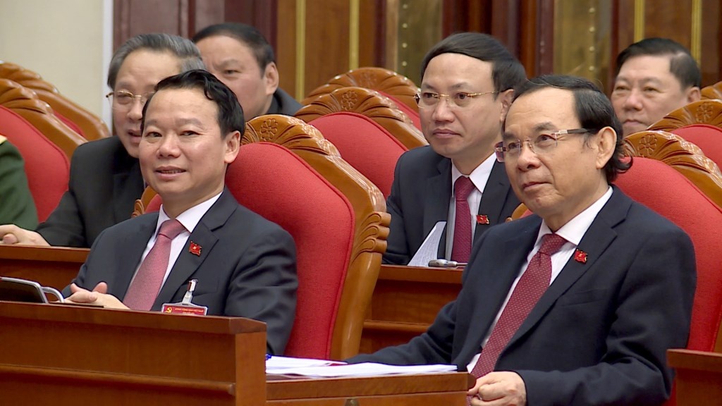 Trung uong khoa moi bau Tong bi thu anh 10