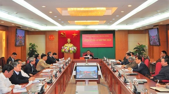 Uy ban Kiem tra Trung uong bau cac pho chu nhiem hinh anh