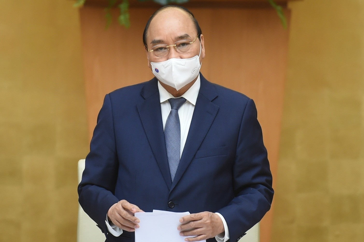 Thu tuong: ‘Tat ca co quan tro lai lam viec, khong to chuc lien hoan’ hinh anh