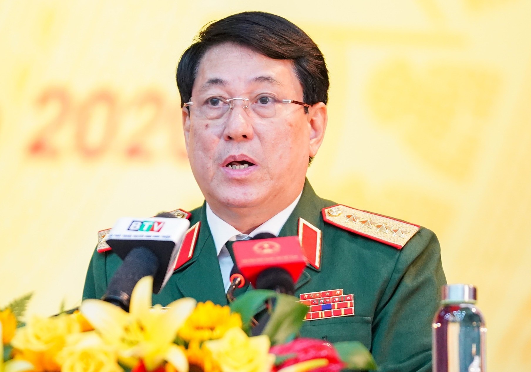 hai tuong quan doi duoc gioi thieu ung cu dai bieu Quoc hoi anh 1