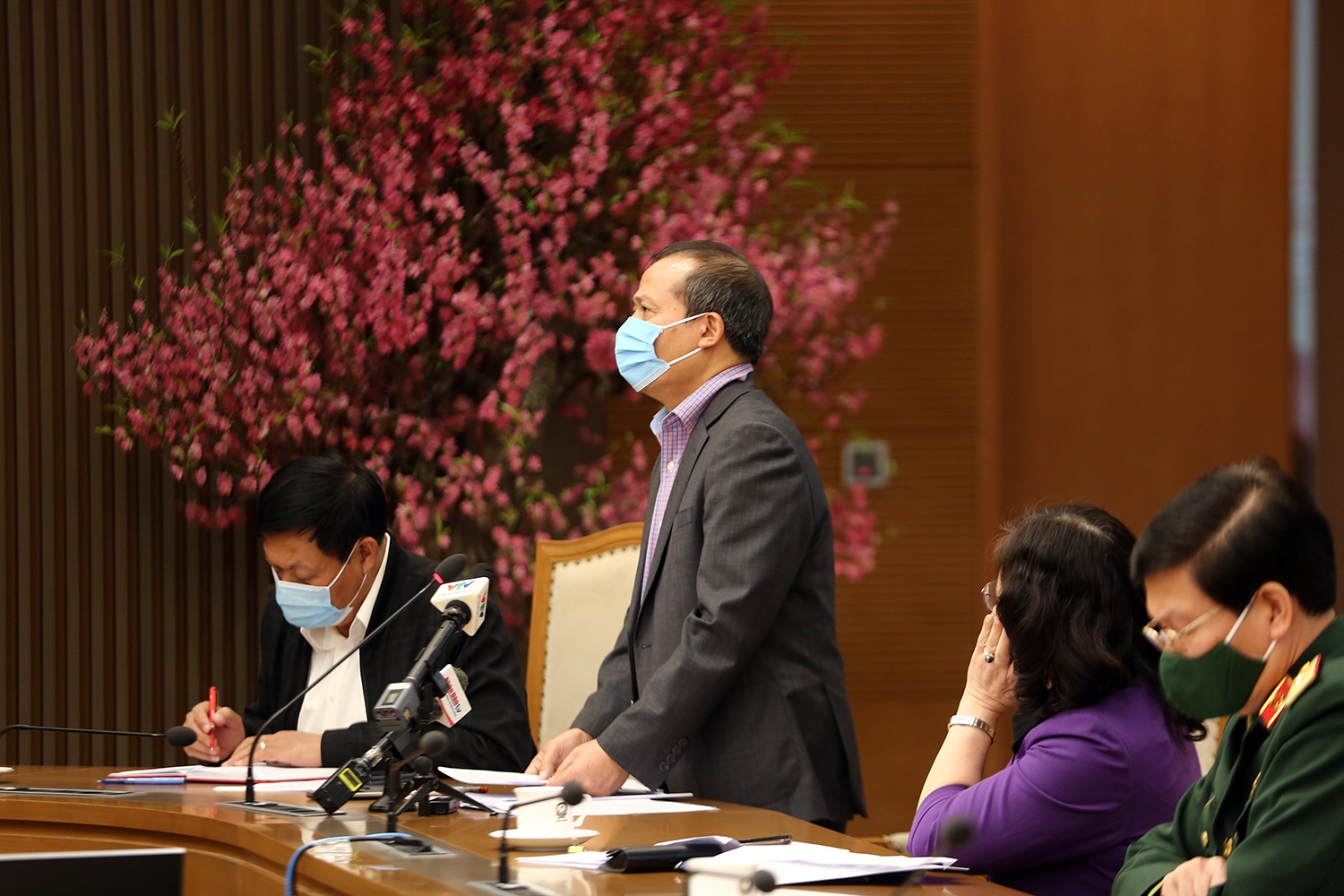 khong duoc ngan song cam cho voi Hai Duong anh 1