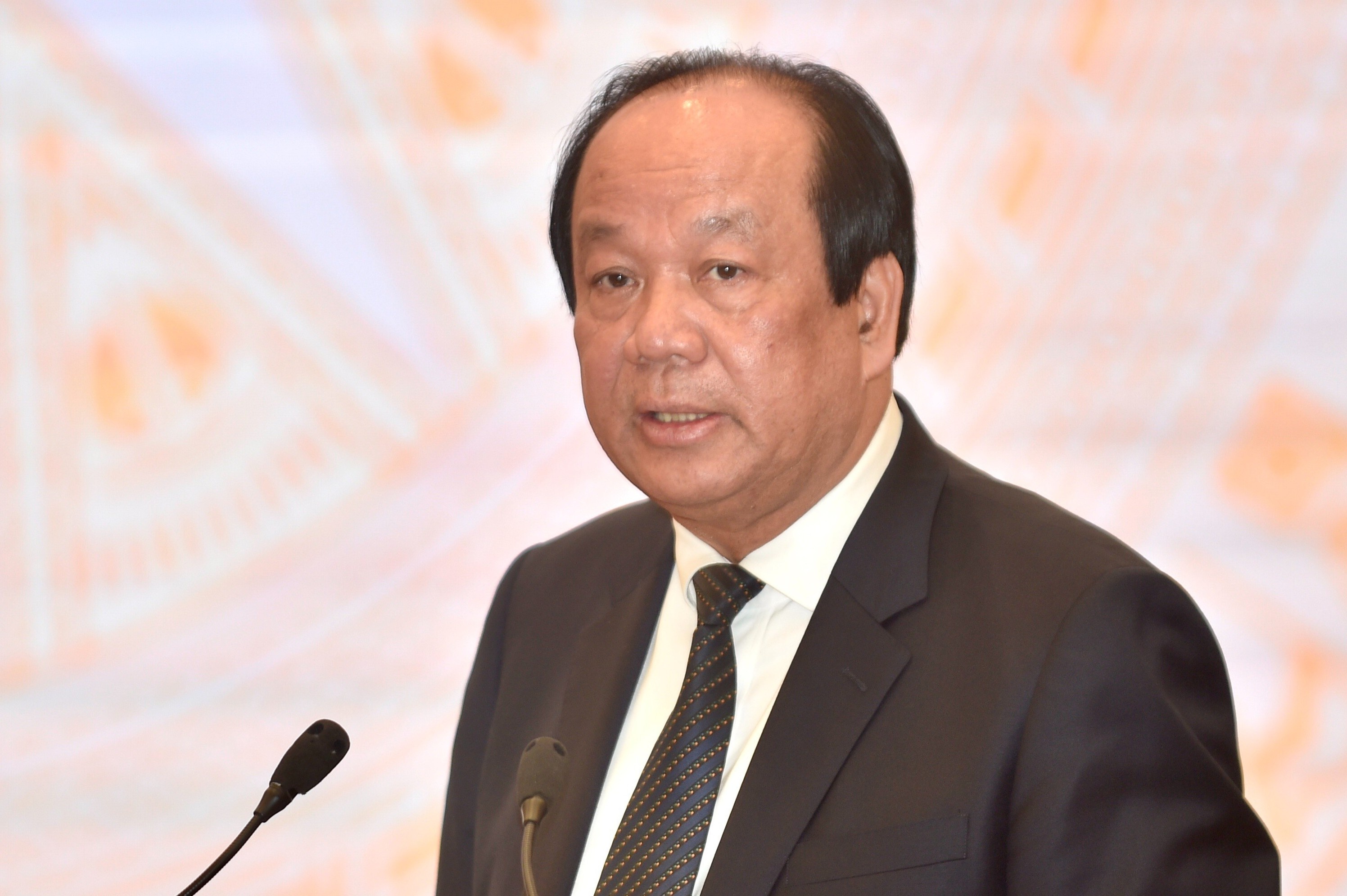 Kien toan mot so vi tri lanh dao Chinh phu vao cuoi thang 3 hinh anh