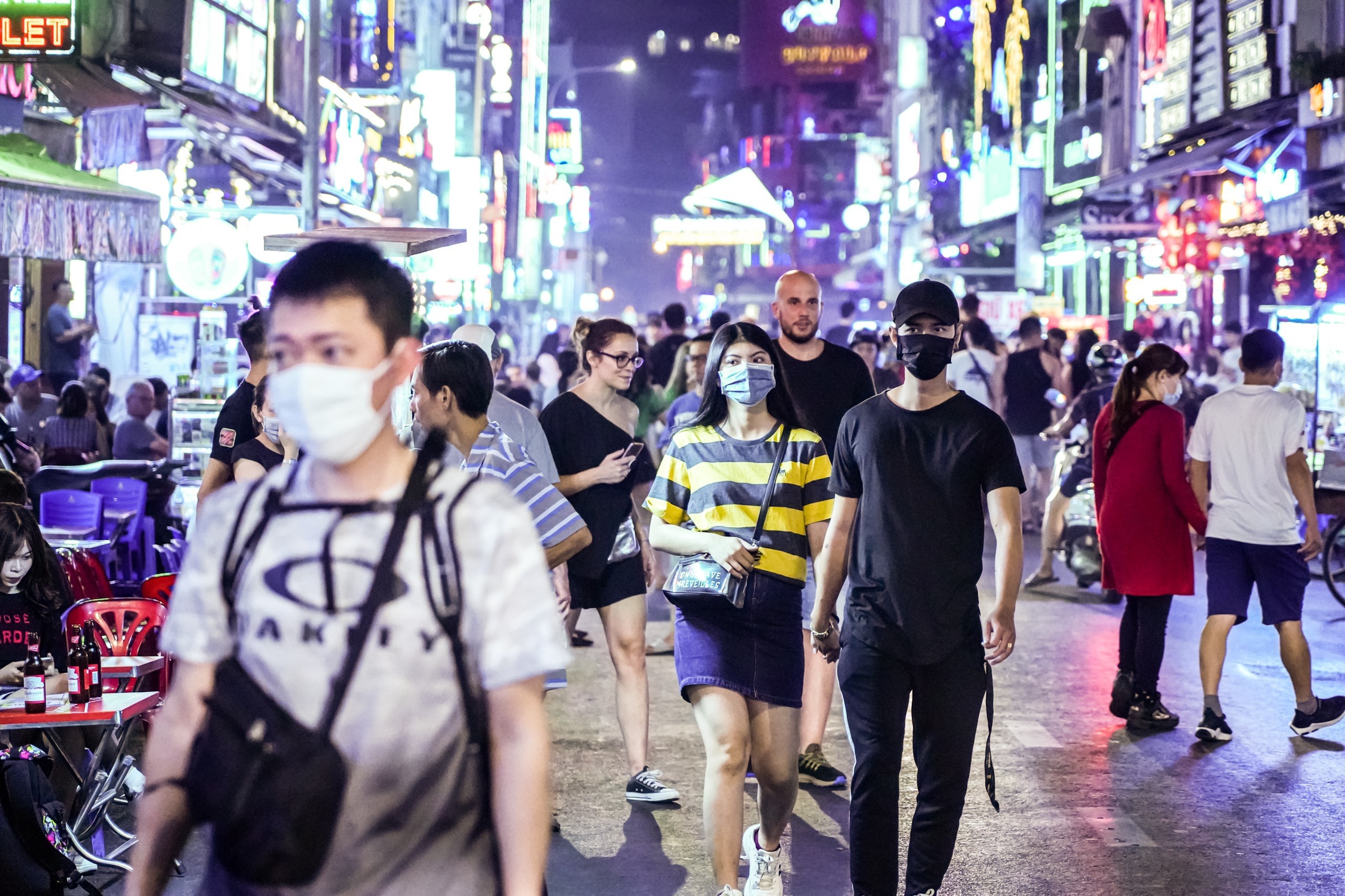 xem xet mo cua don khach quoc te anh 1