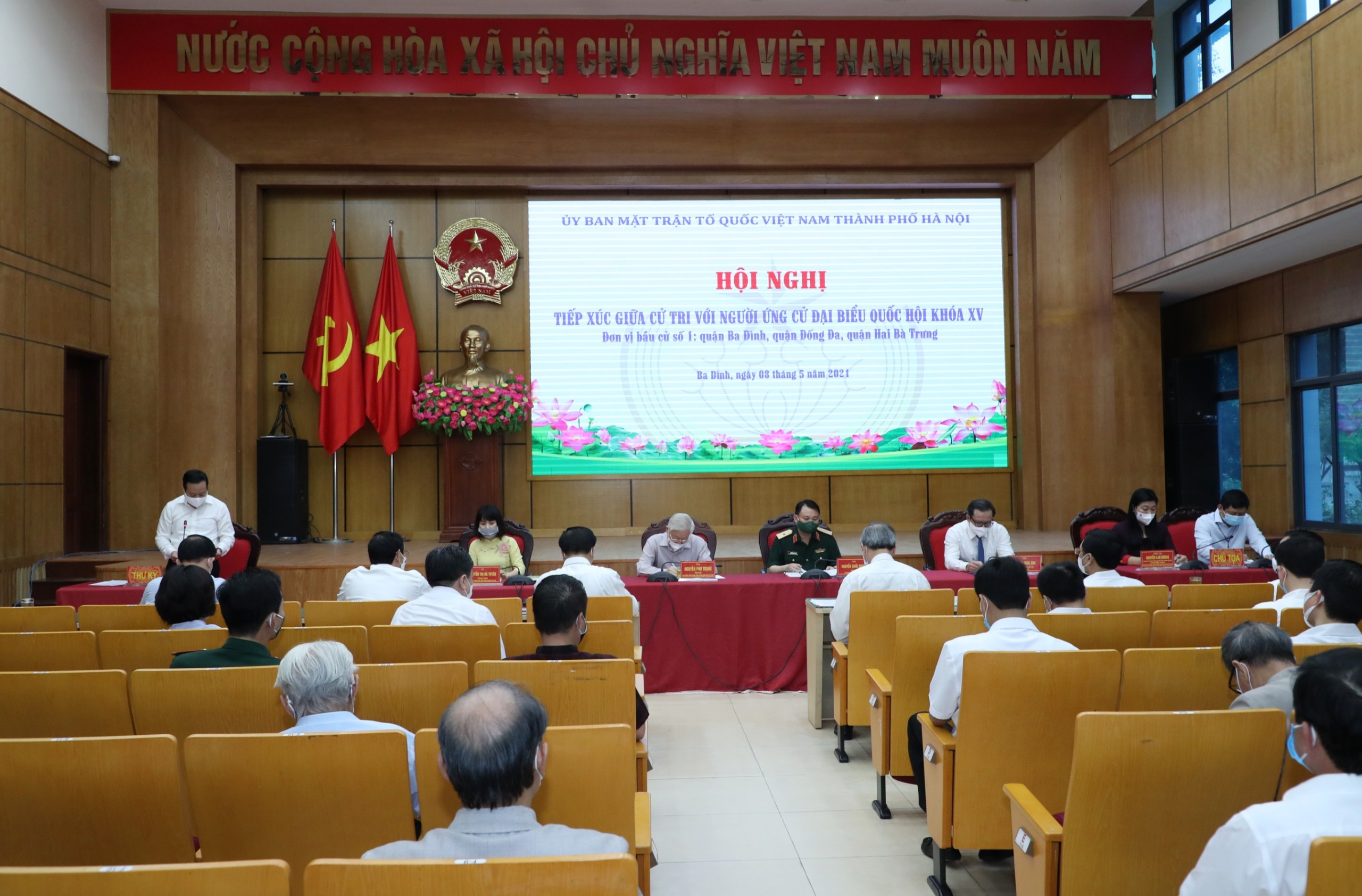 Tong bi thu Nguyen Phu Trong van dong bau cu anh 1