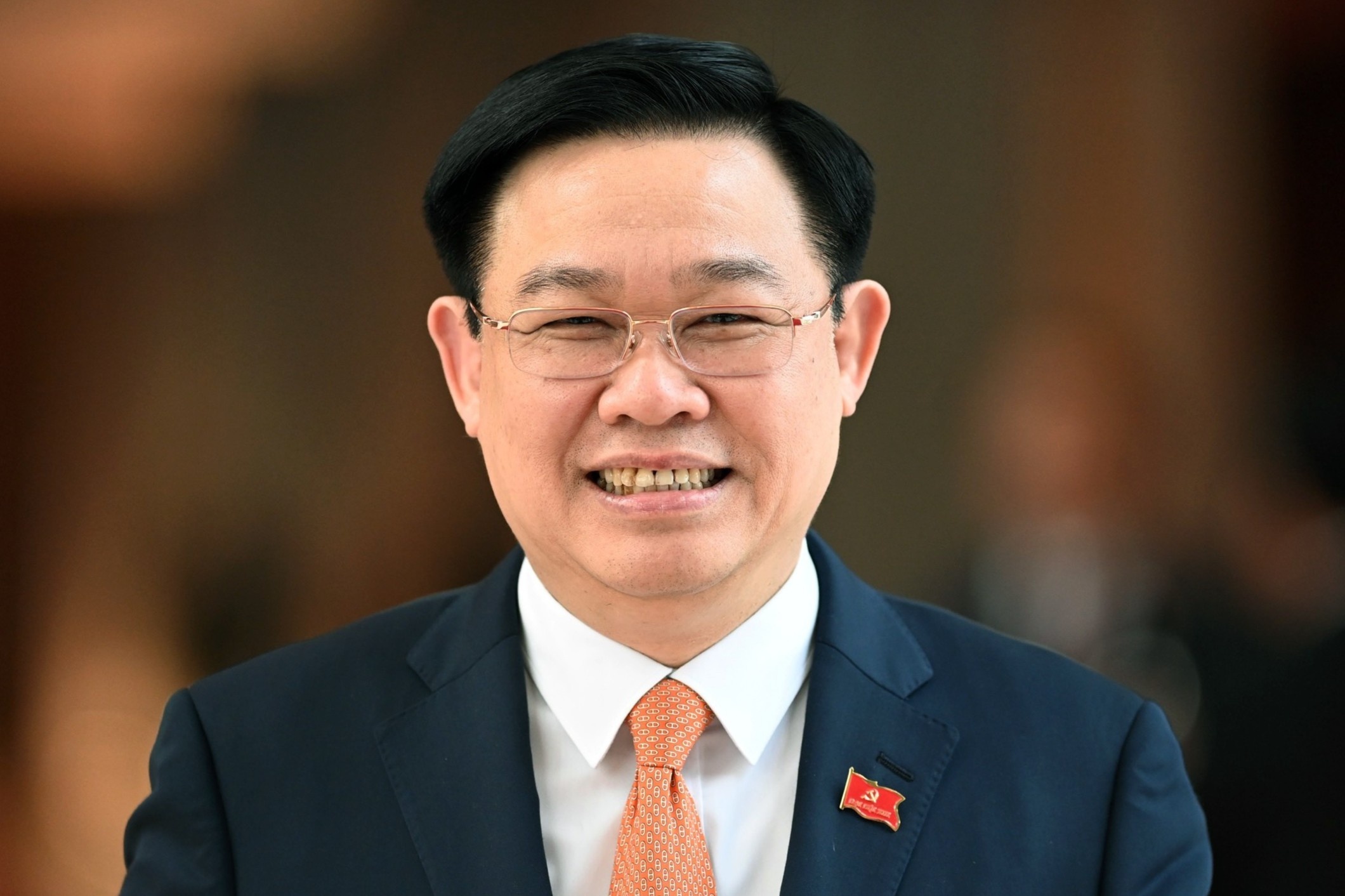 Ong Vuong Dinh Hue duoc gioi thieu de bau lam Chu tich Quoc hoi hinh anh