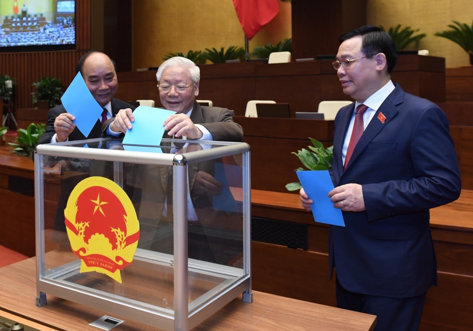 Hom nay, Quoc hoi bau Chu tich nuoc va Thu tuong hinh anh