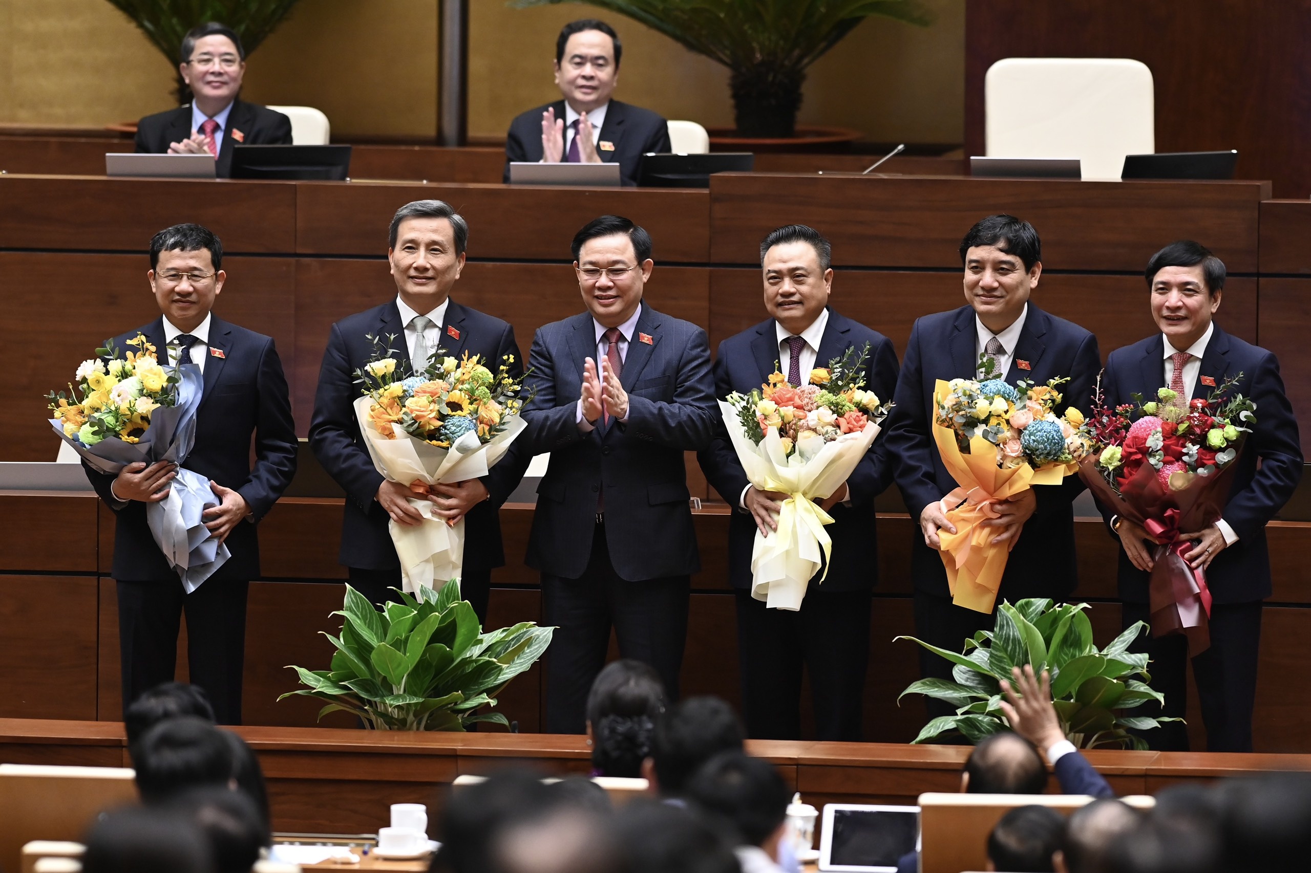 Quoc hoi co tan Tong Thu ky va Chu nhiem cac uy ban anh 1