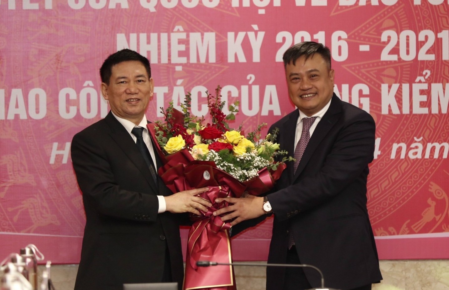 trao quyet dinh cho Tong Kiem toan Nha nuoc anh 2