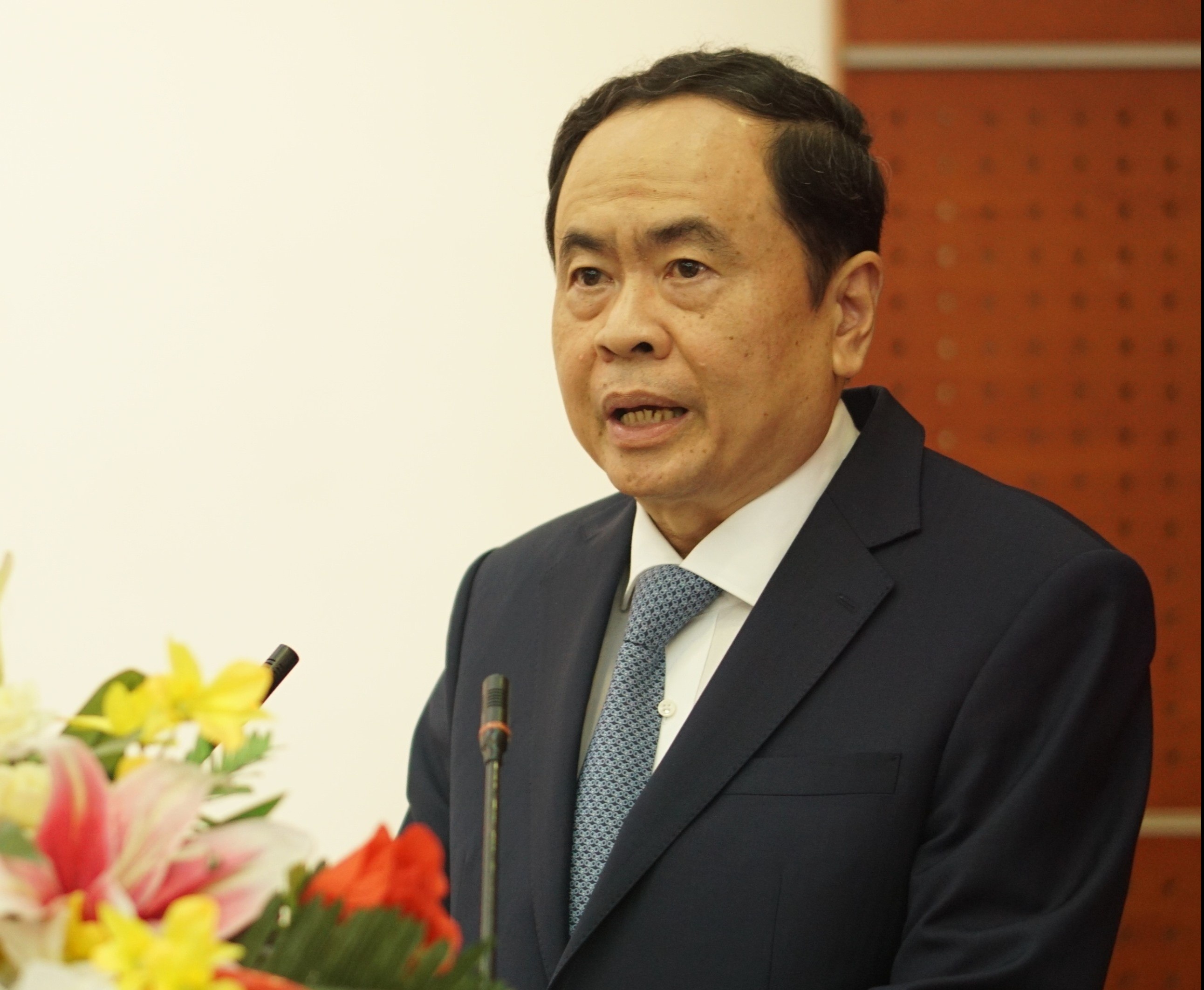 'Co dai bieu bi phan anh che du, che long khi tiep xuc cu tri' hinh anh