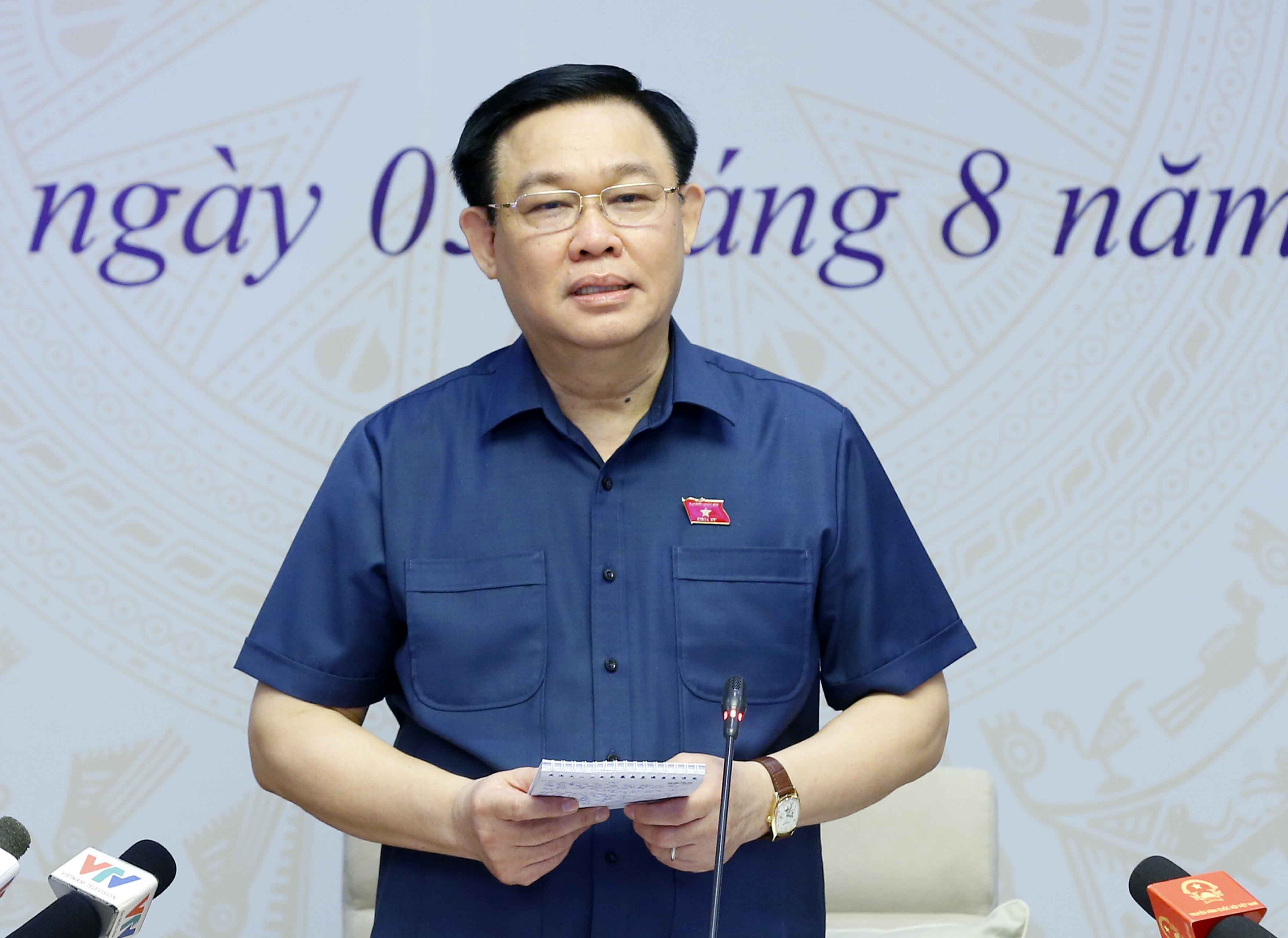 Ong Vuong Dinh Hue: Quoc hoi lam het viec chu khong phai het gio hinh anh
