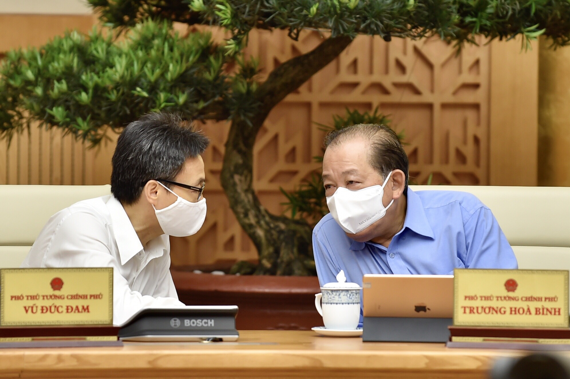 Chinh phu nghe bao cao ve tinh hinh dich Covid-19 anh 3